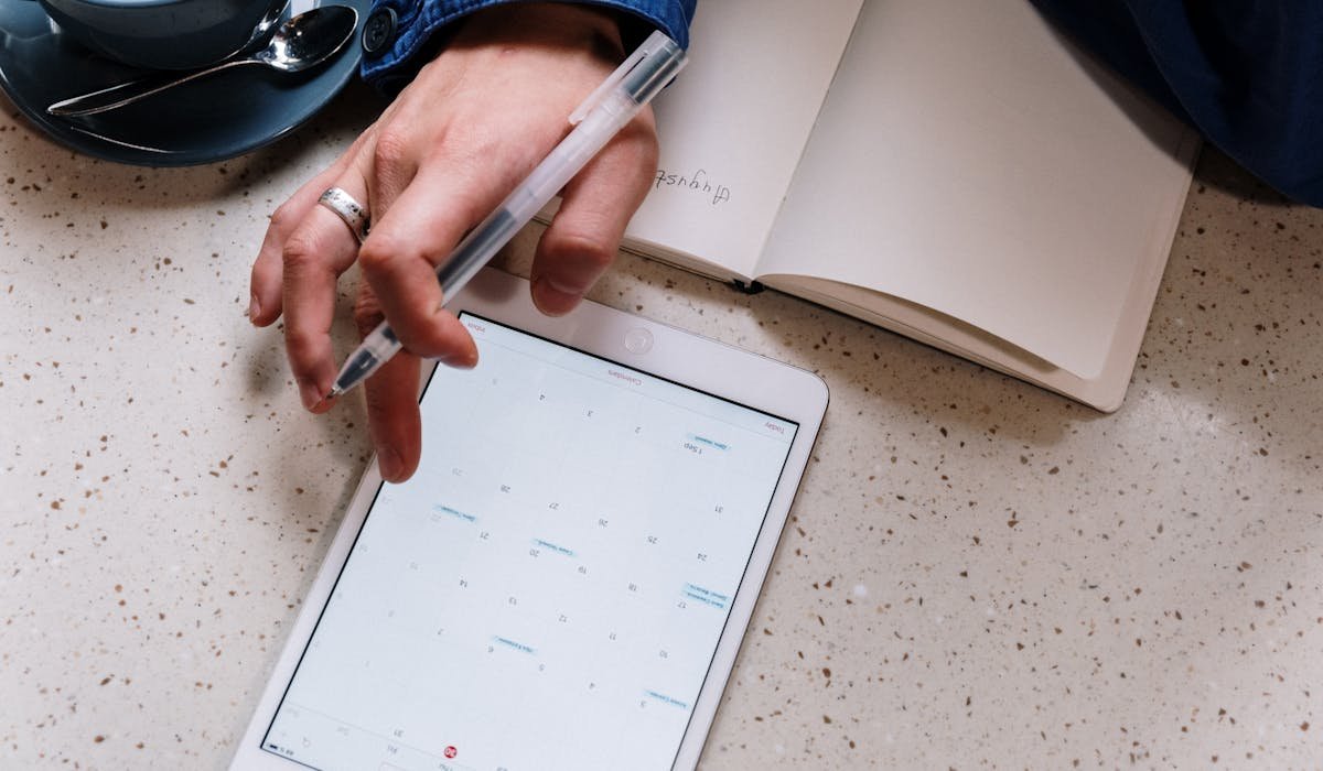 Tablet showing AI-powered note app - best AI note apps 2026