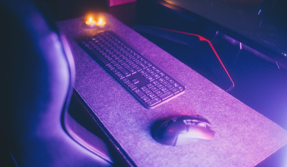 Computer mouse on desk - how to fix mouse double clicking issue