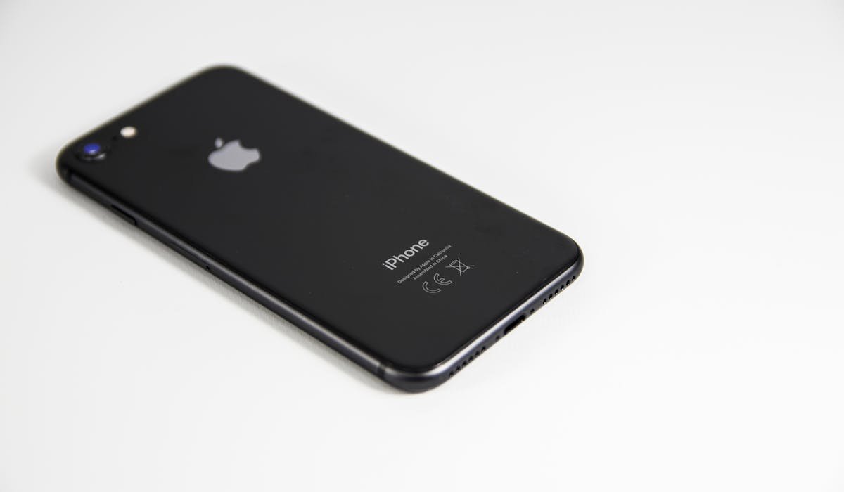 iPhone with stuck screen - how to restart frozen iPhone
