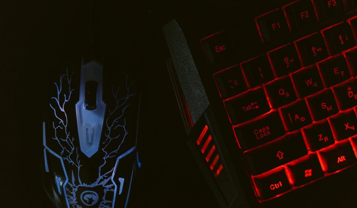 Gaming keyboard and mouse - Discord overlay settings